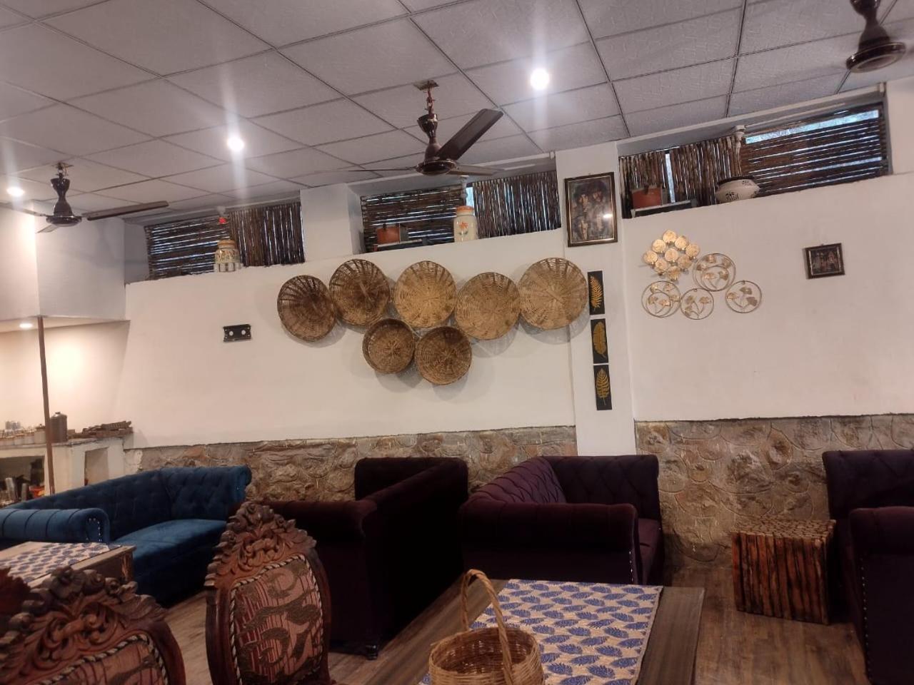 רישיקש Astraal Resorts And Spa מראה חיצוני תמונה