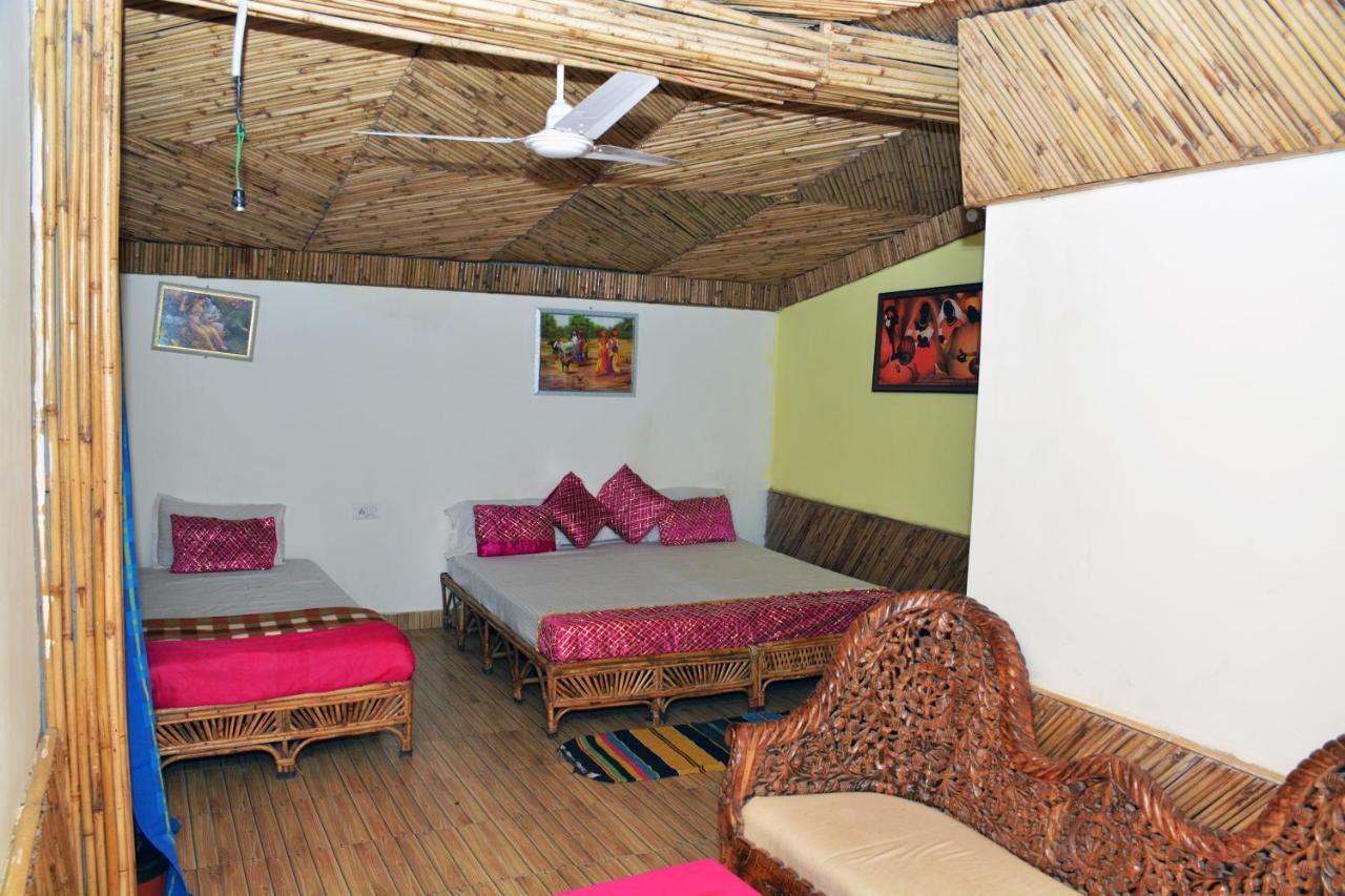 רישיקש Astraal Resorts And Spa מראה חיצוני תמונה